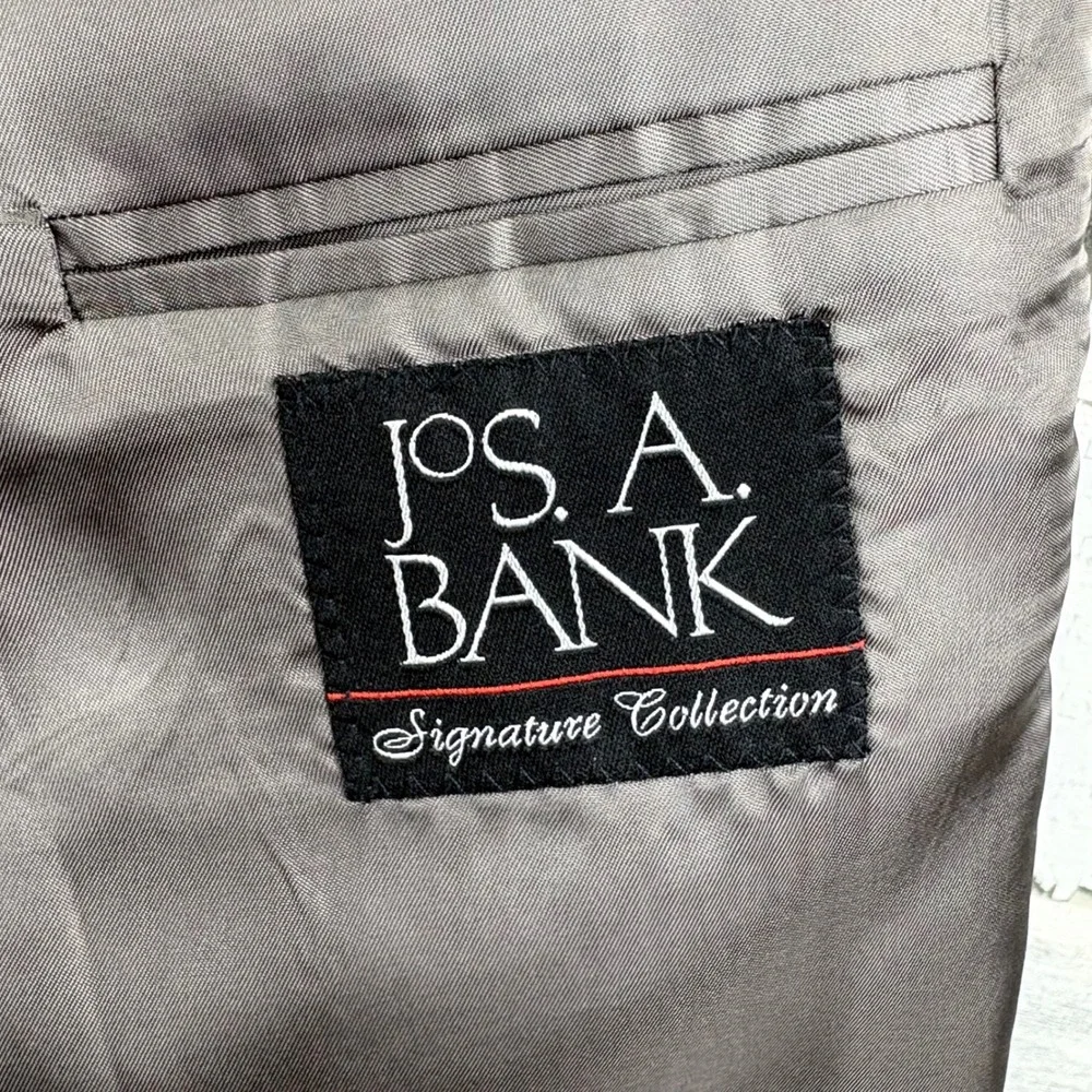 Jos A Bank Signature Collection 2 Piece Gray Wool‎ Tailored Fit Suit 42R 36x31